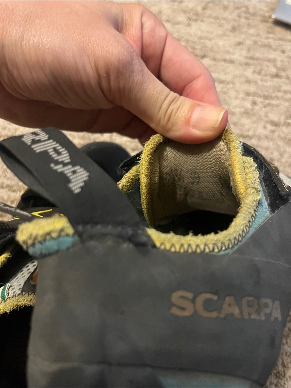 SCARPA Vapor V women’s climbing shoes- need resoling - Picture 8 of 12